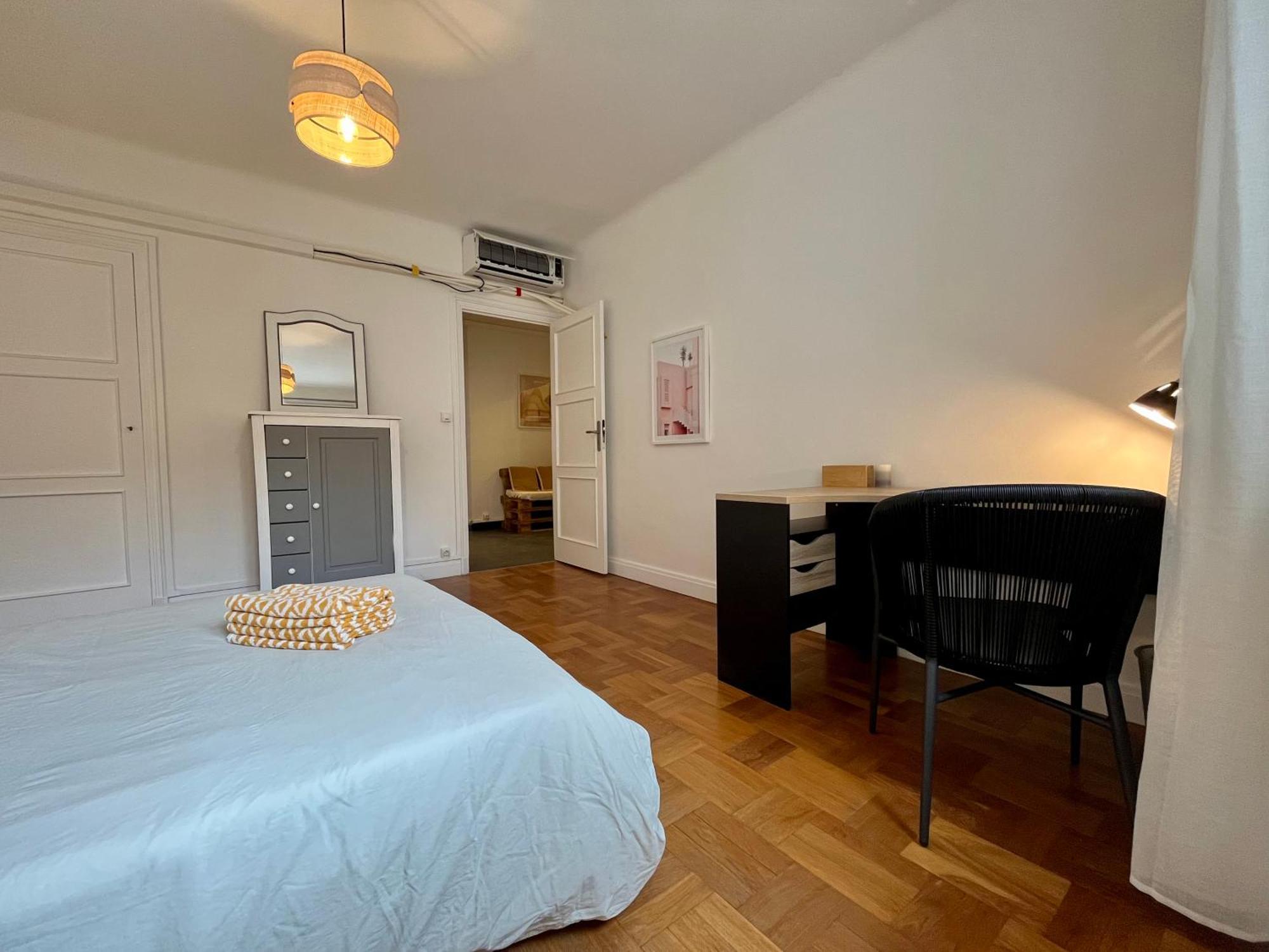 Suite Corneille Lyon Exterior photo